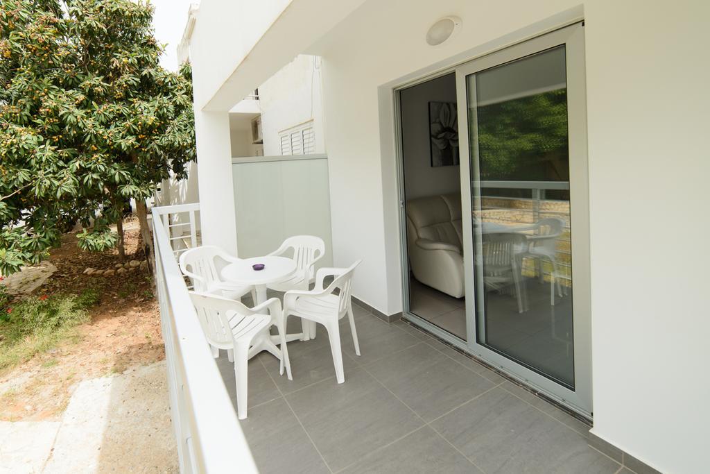 Apartamento Katalimata Court Ayia Napa Exterior foto